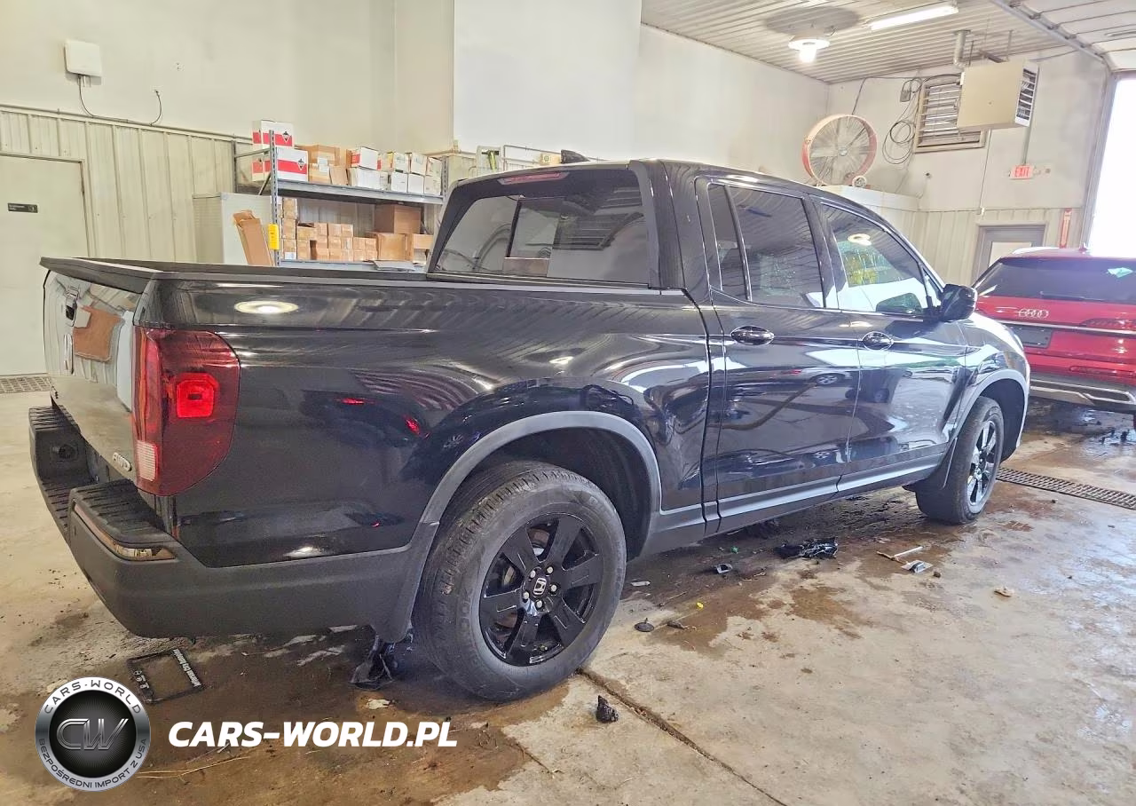 2019 Honda Ridgeline Black Edition VIN:5FPYK3F80KB022264 - 3
