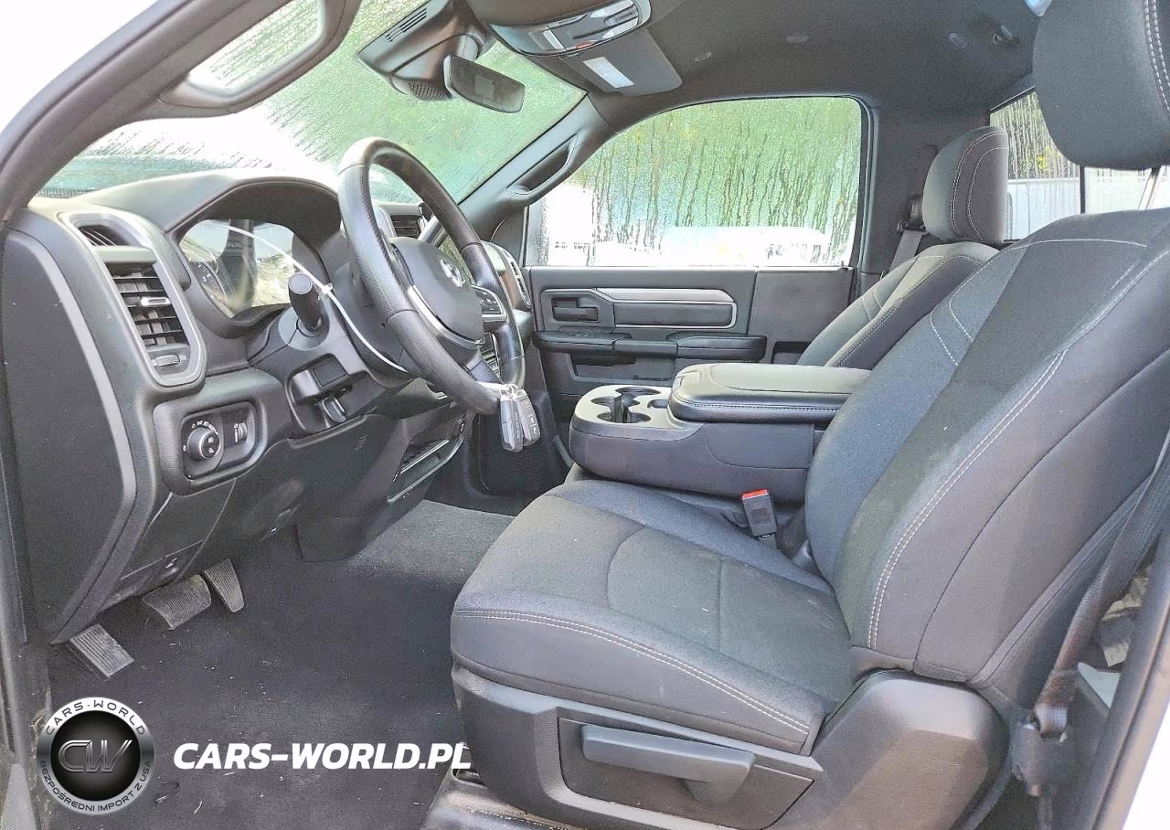 2026 Ram 2500 Tradesman VIN:3C63R5AL0TG163845 - 7