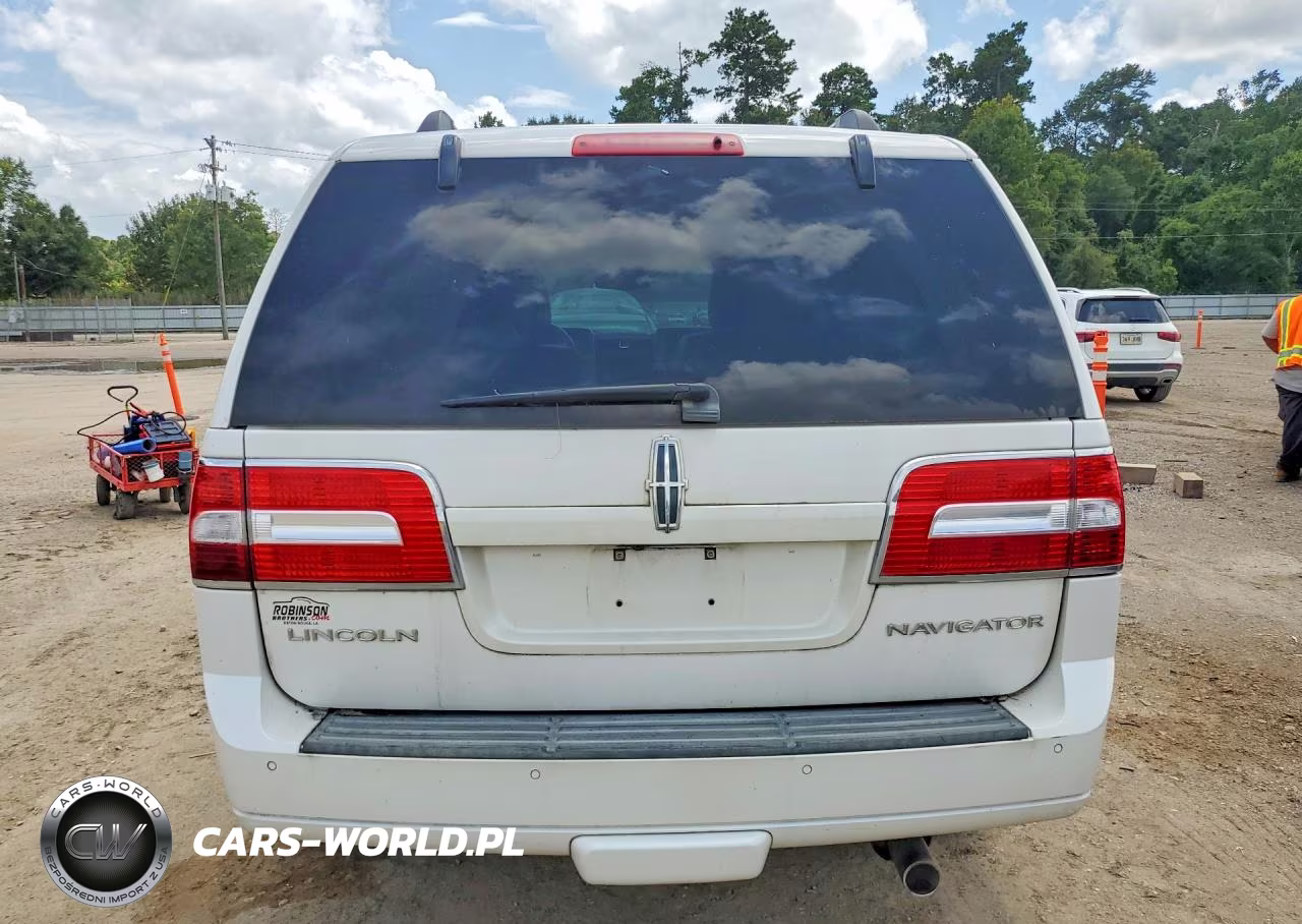 2014 Lincoln Navigator VIN:5LMJJ2H58EEL07867 - 6