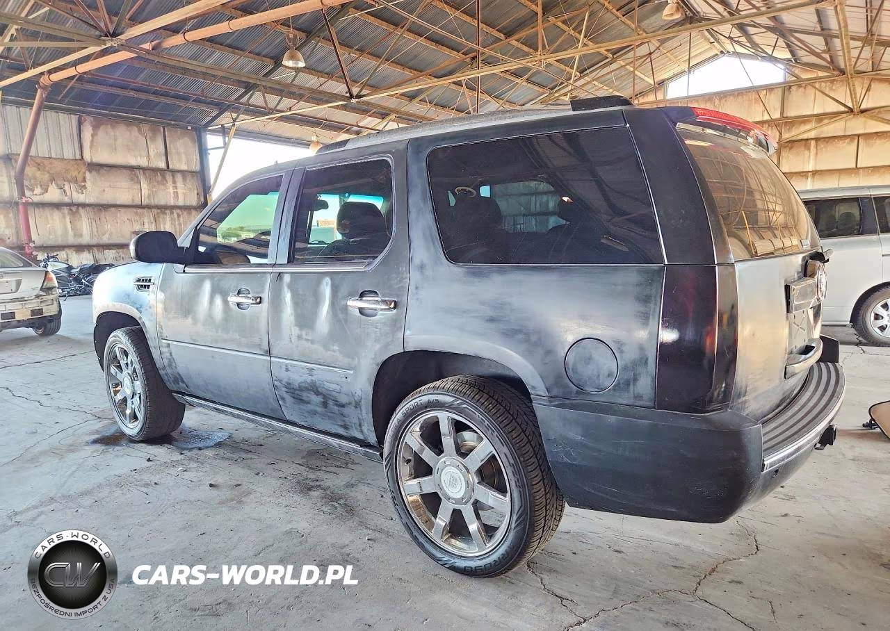 2008 Cadillac Escalade Luxury VIN:1GYEC63818R202753 - 2