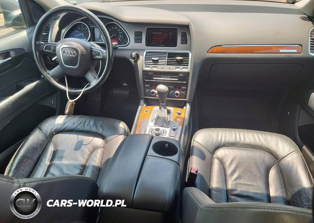 2010 Audi Q7 Premium Plus VIN:WA1LYAFE8AD000721 - 8