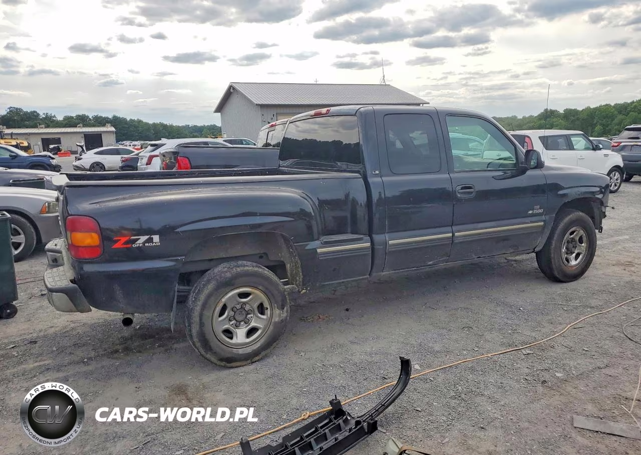 2000 Chevrolet Silverado K1500 VIN:2GCEK19V4Y1365270 - 3