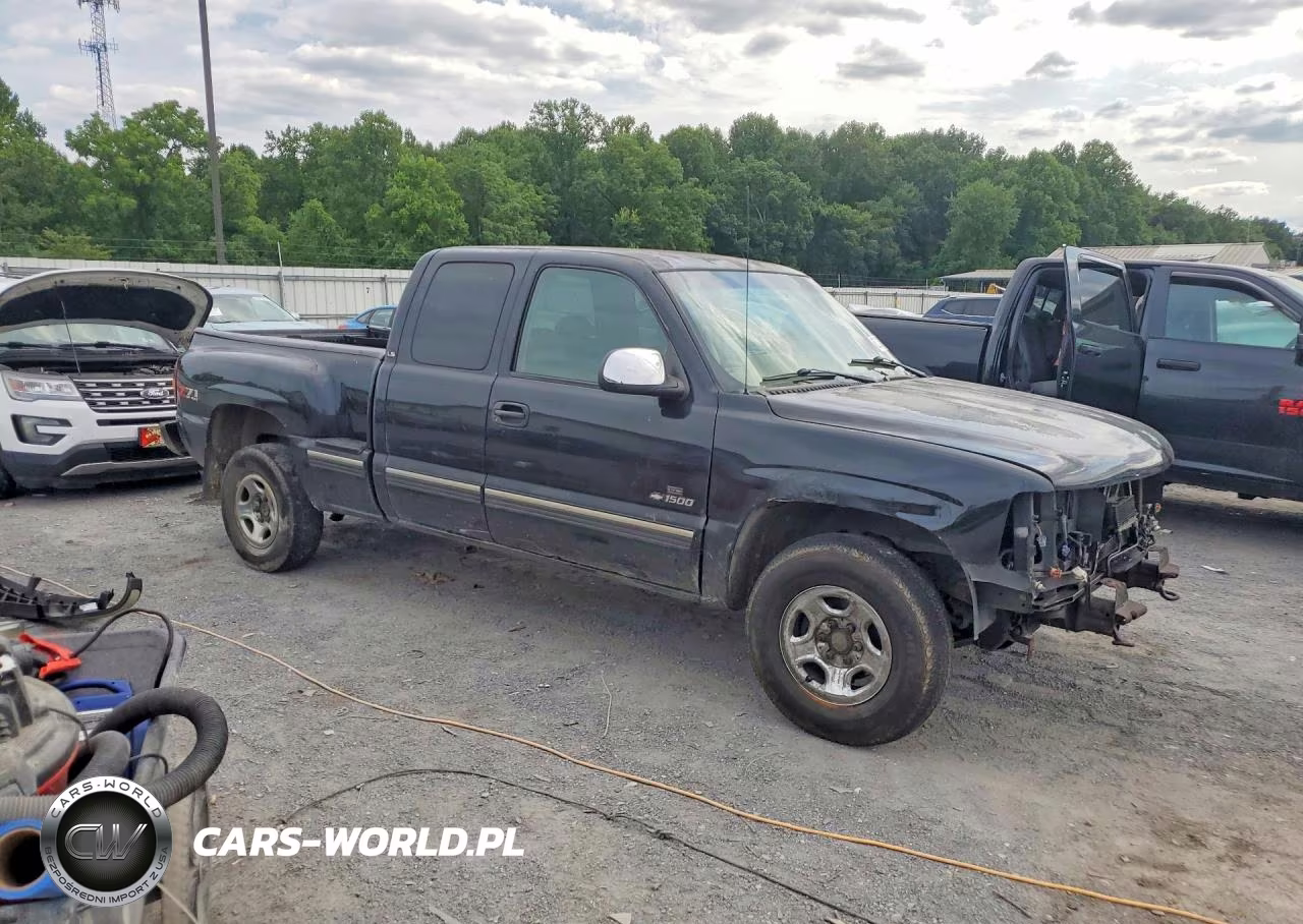 2000 Chevrolet Silverado K1500 VIN:2GCEK19V4Y1365270 - 4