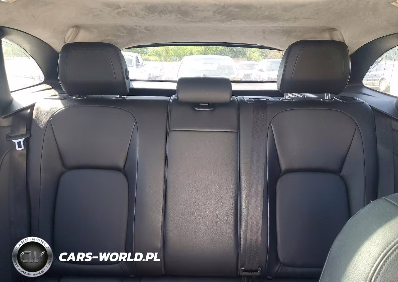 2019 Jaguar F-Pace VIN:SADCS2FX1KA604861 - 10