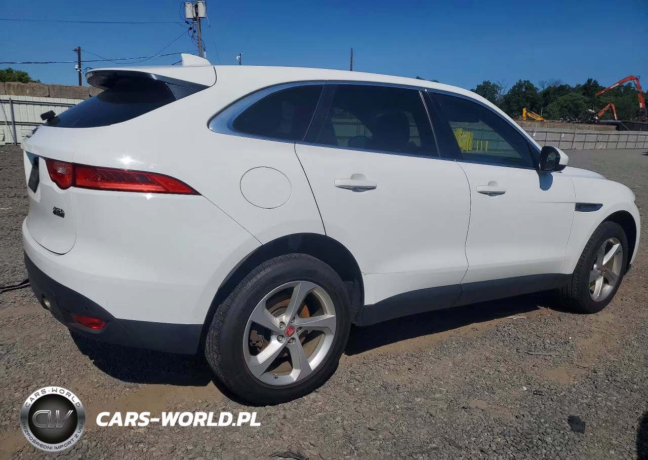 2019 Jaguar F-Pace VIN:SADCS2FX1KA604861 - 3