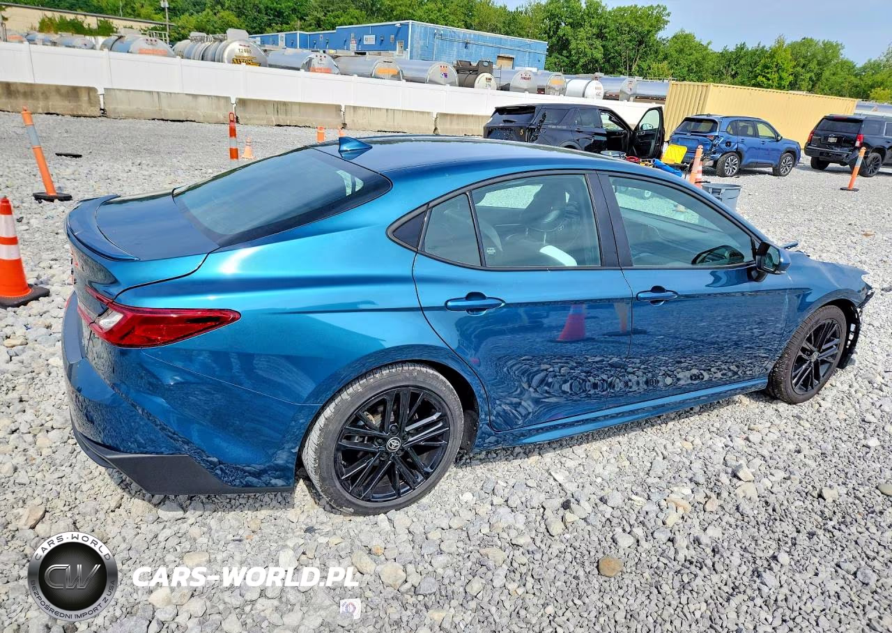 2025 Toyota Camry Se VIN:4T1DAACK5SU088245 - 3