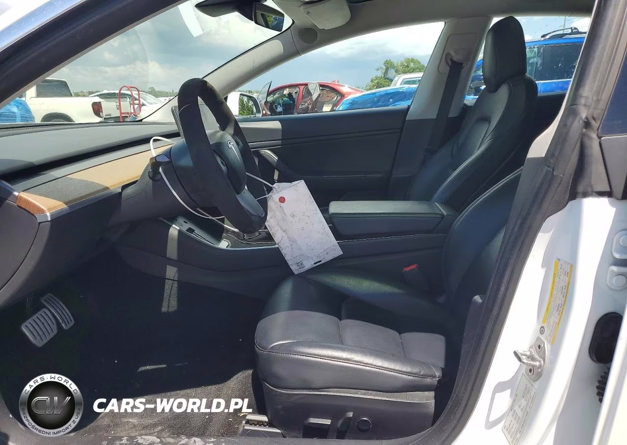 2020 Tesla Model 3 VIN:5YJ3E1EC5LF714235 - 7