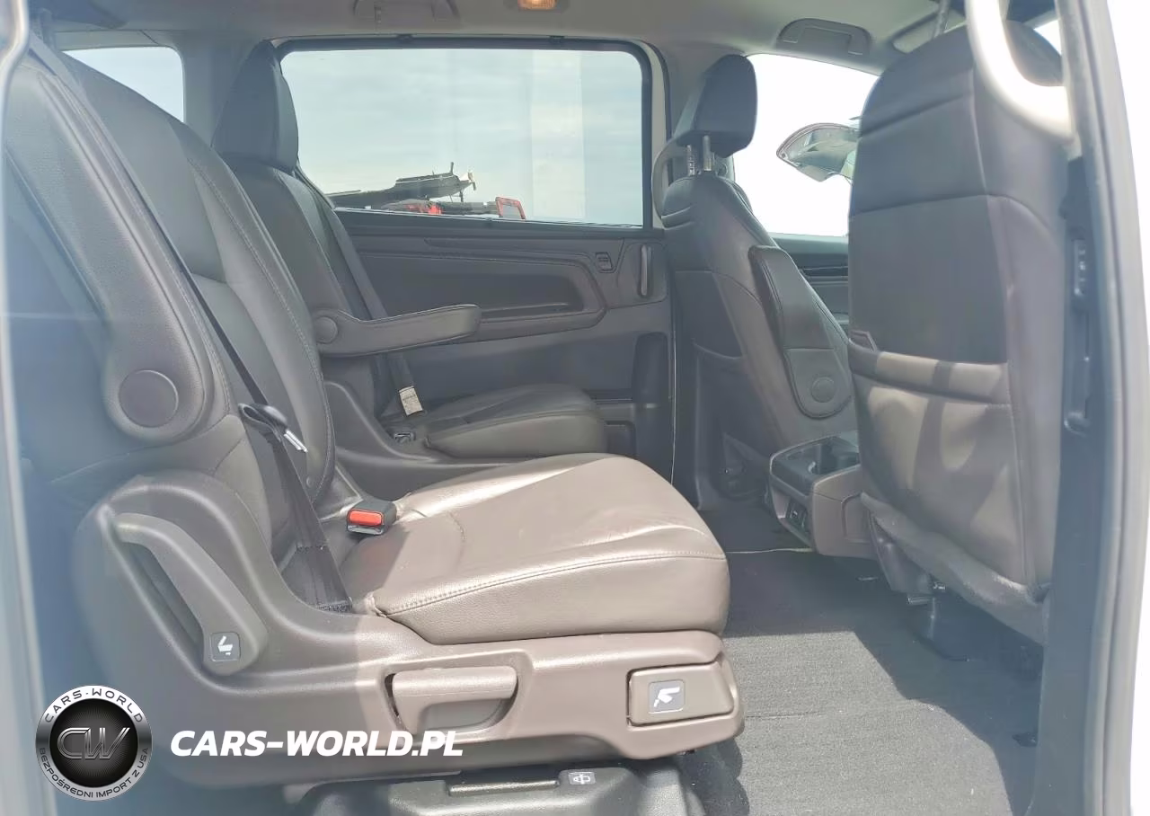 2020 Honda Odyssey Elite VIN:5FNRL6H96LB063694 - 11
