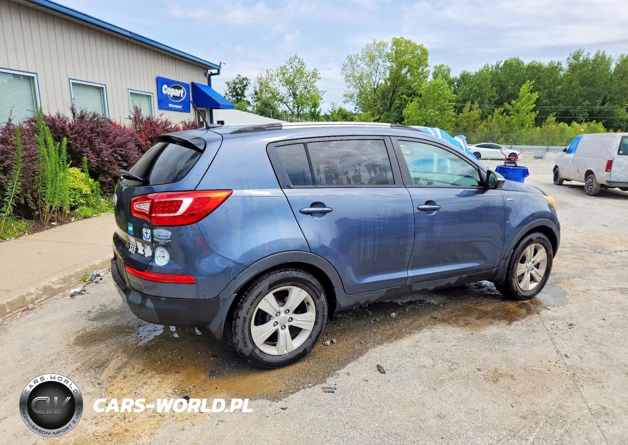2012 Kia Sportage Lx VIN:KNDPBCA24C7317608 - 3