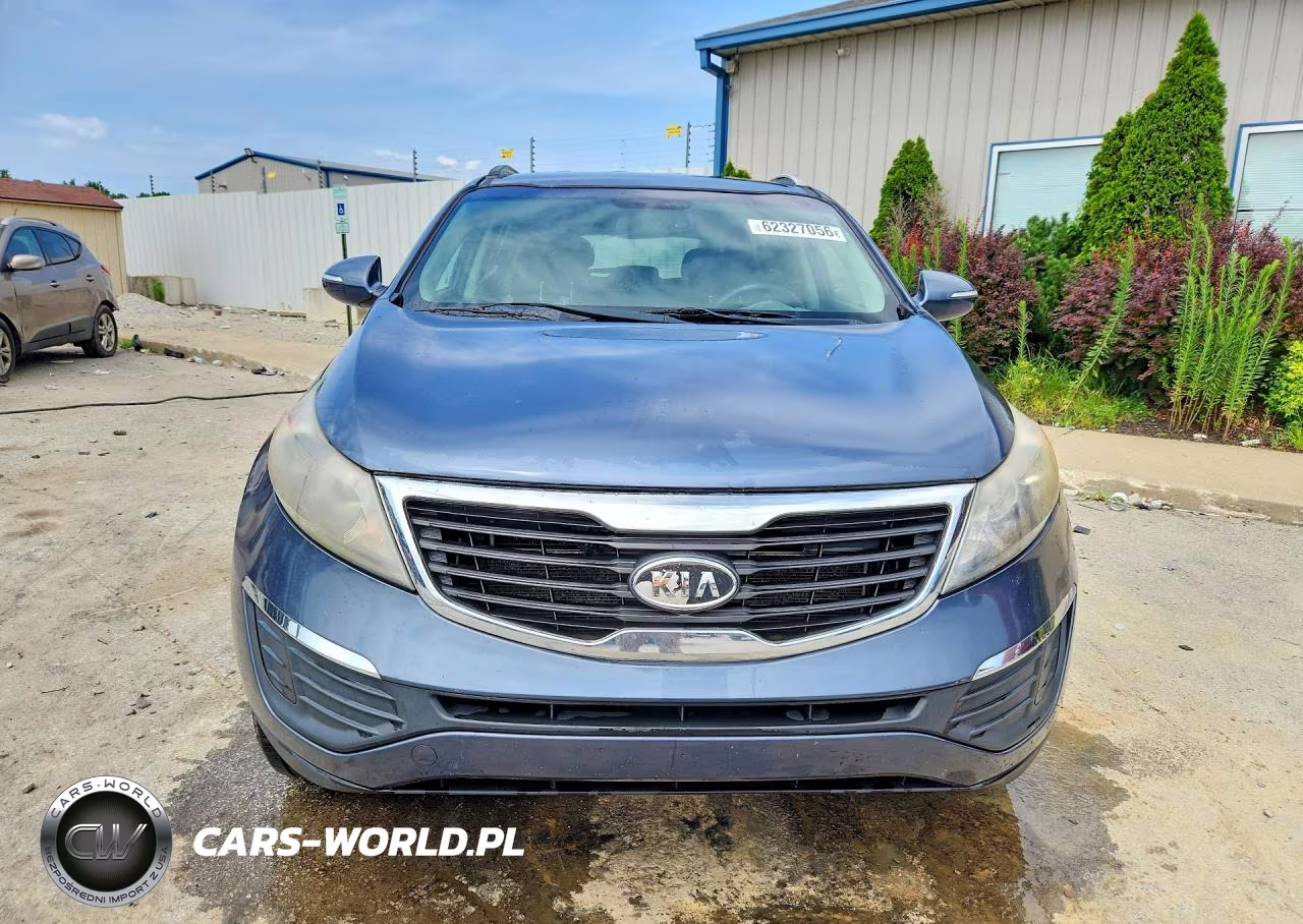 2012 Kia Sportage Lx VIN:KNDPBCA24C7317608 - 5