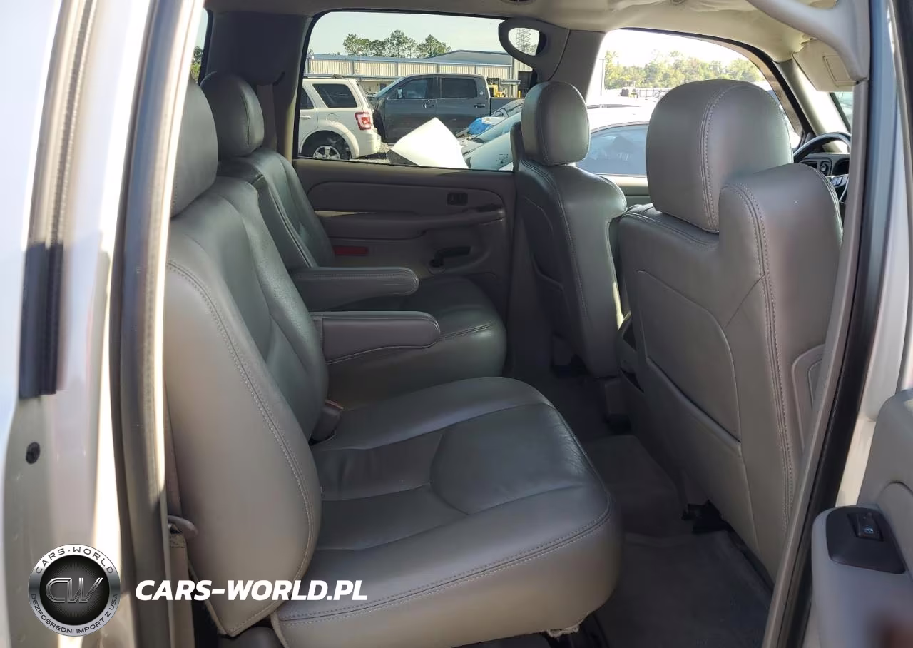 2004 Chevrolet Suburban K2500 VIN:3GNGK26G64G273087 - 11