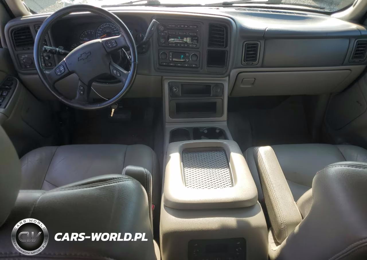 2004 Chevrolet Suburban K2500 VIN:3GNGK26G64G273087 - 8