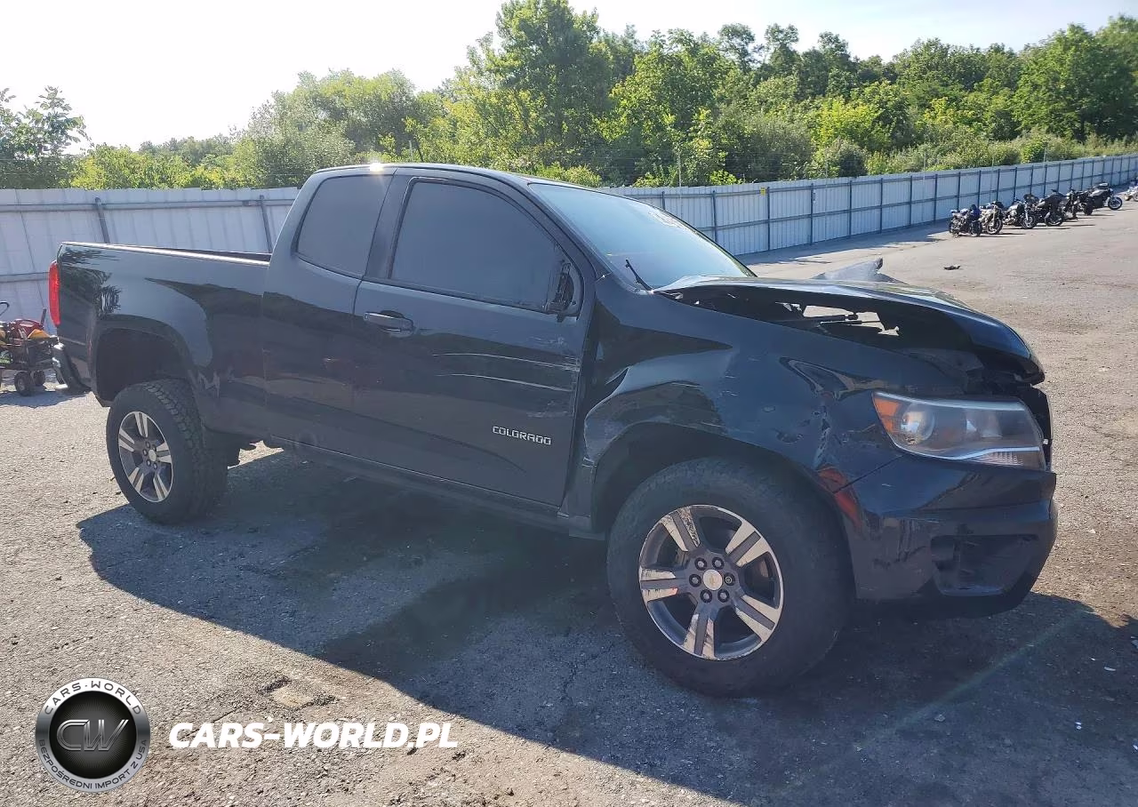 2019 Chevrolet Colorado VIN:1GCHSBEN8K1318619 - 4