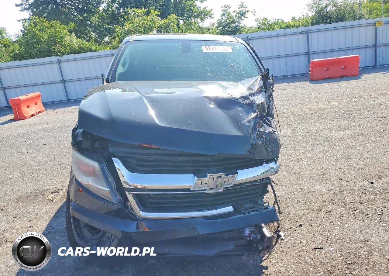 2019 Chevrolet Colorado VIN:1GCHSBEN8K1318619 - 5