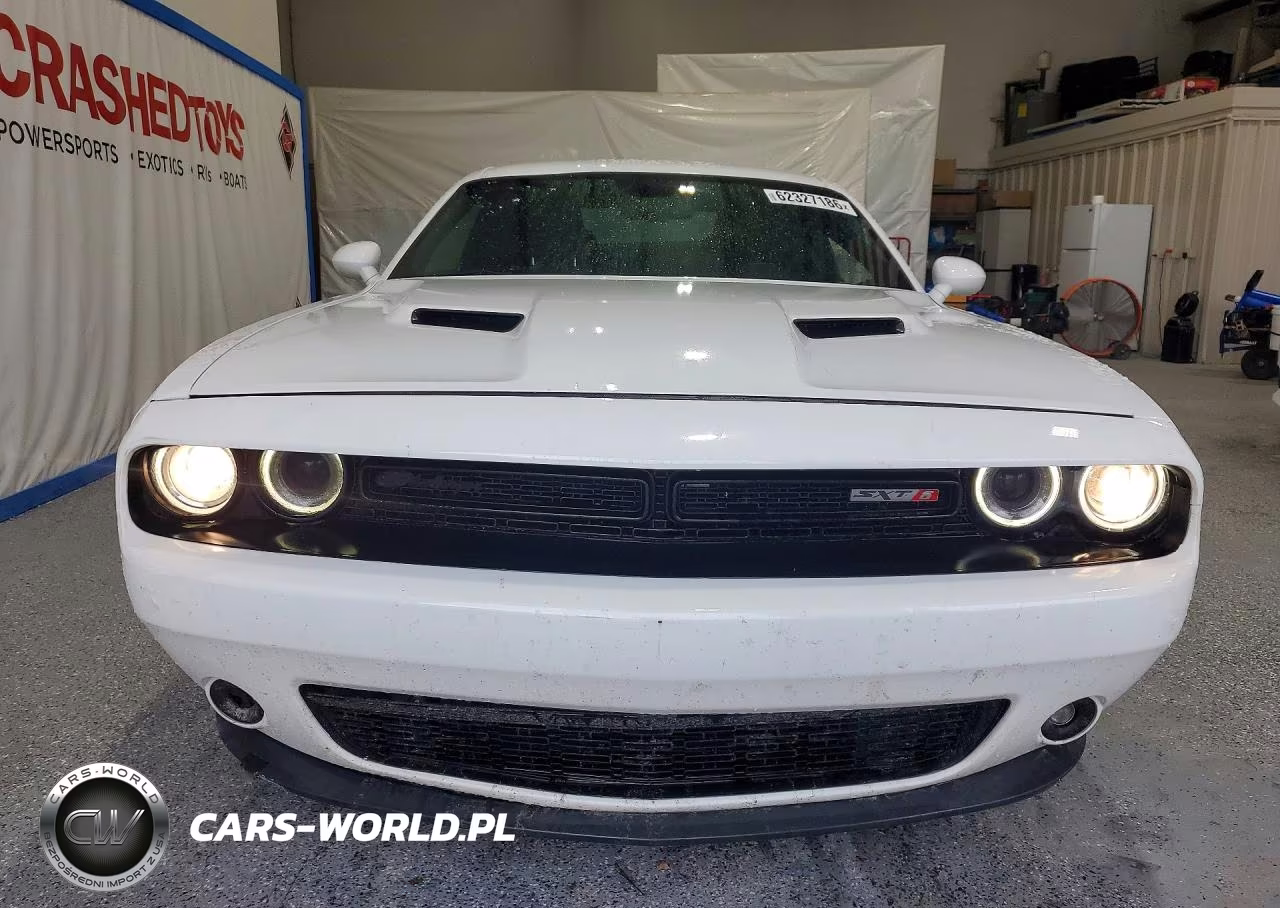 2019 Dodge Challenger Sxt VIN:2C3CDZAG6KH735263 - 5