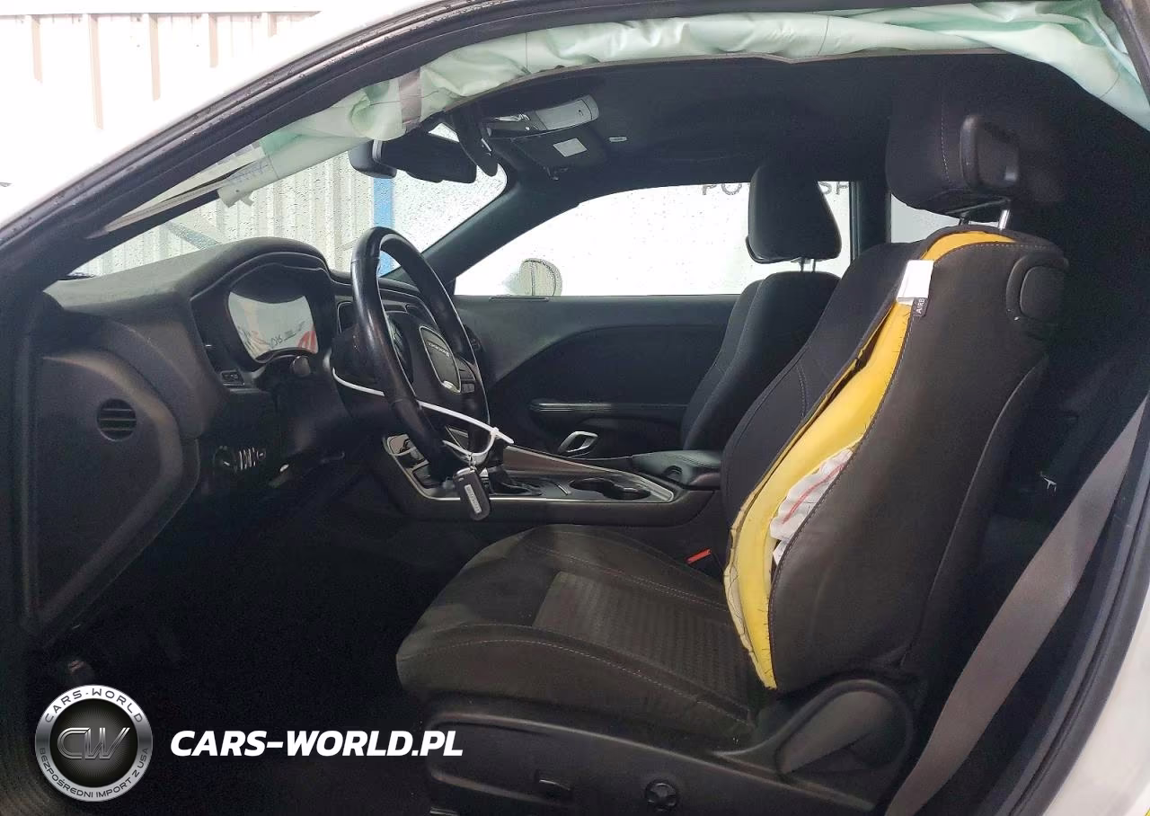 2019 Dodge Challenger Sxt VIN:2C3CDZAG6KH735263 - 7