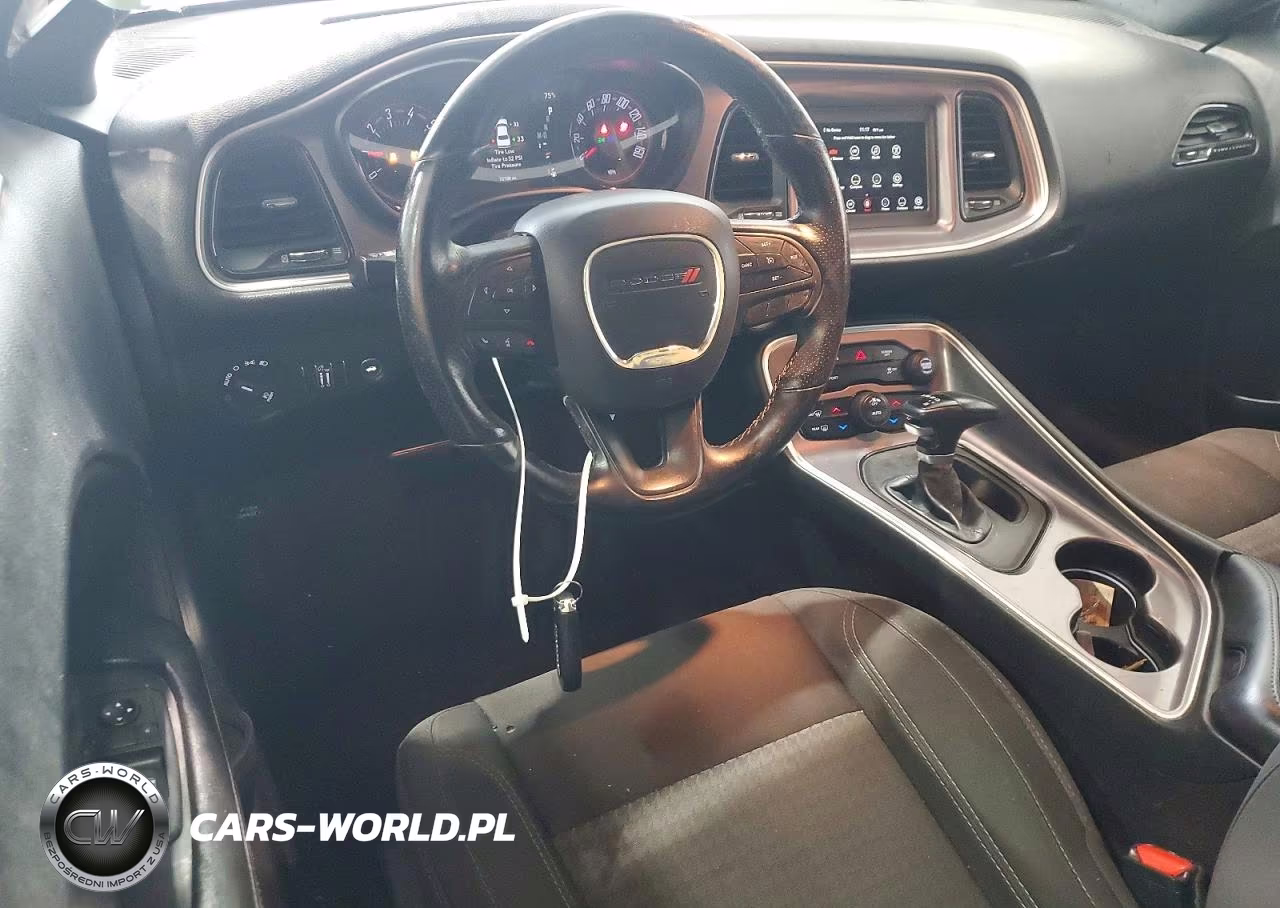 2019 Dodge Challenger Sxt VIN:2C3CDZAG6KH735263 - 8