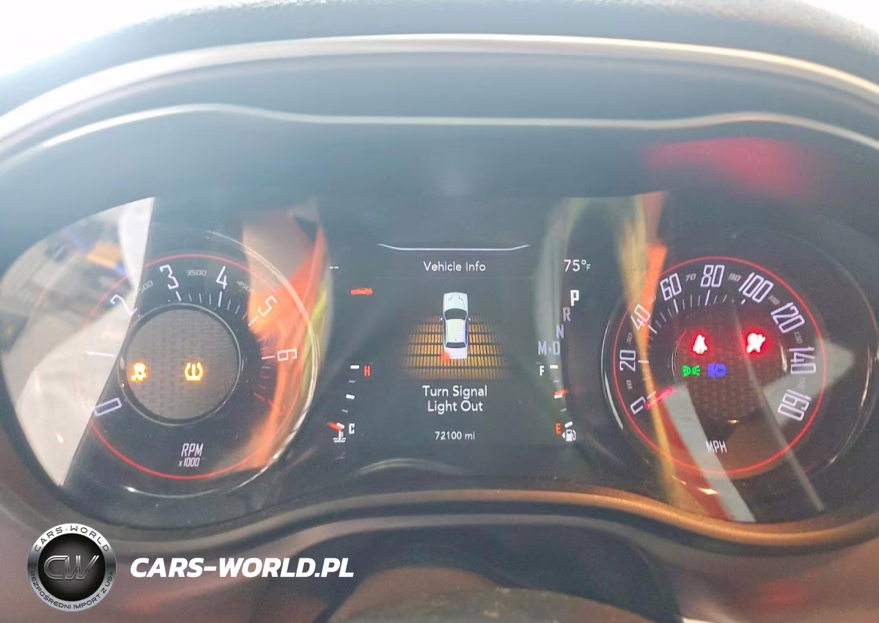 2019 Dodge Challenger Sxt VIN:2C3CDZAG6KH735263 - 9