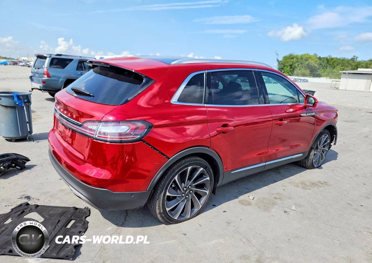 2021 Lincoln Nautilus Reserve VIN:2LMPJ6K95MBL01670 - 3