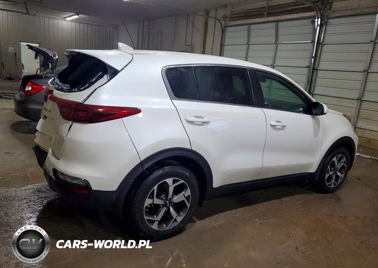 2021 Kia Sportage Lx VIN:KNDPM3AC4M7945723 - 3