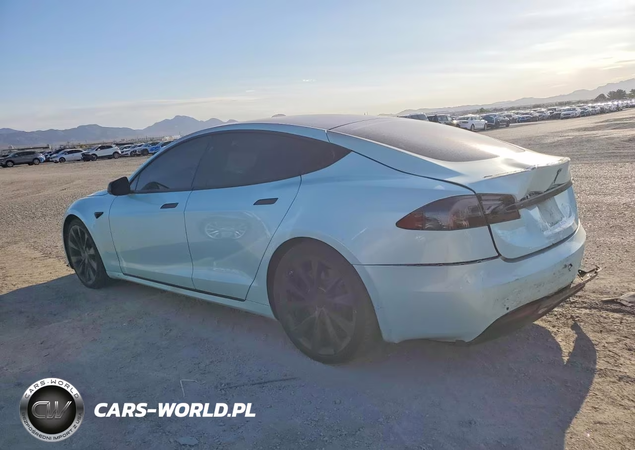 2019 Tesla Model S VIN:5YJSA1E43KF334390 - 2