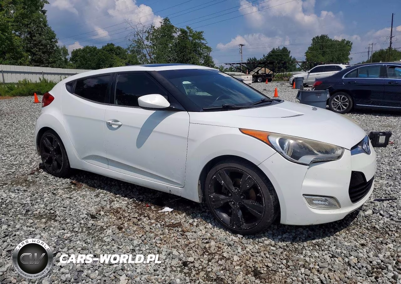 2012 Hyundai Veloster Base VIN:KMHTC6AD8CU058908 - 4