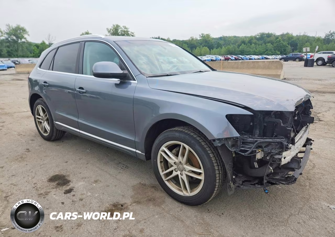 2013 Audi Q5 Premium Plus VIN:WA1LFAFP1DA020418 - 4