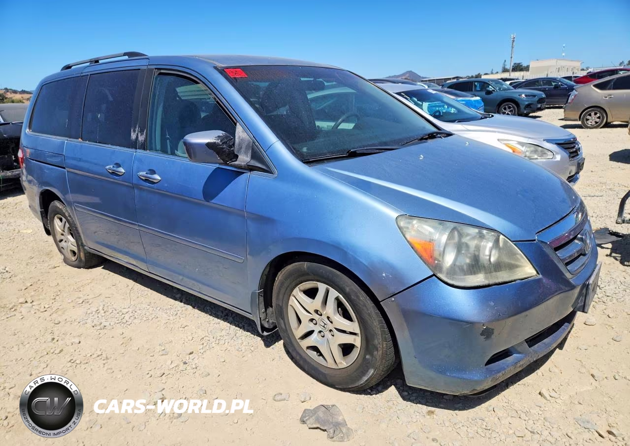 2005 Honda Odyssey Ex VIN:5FNRL384X5B125779 - 4