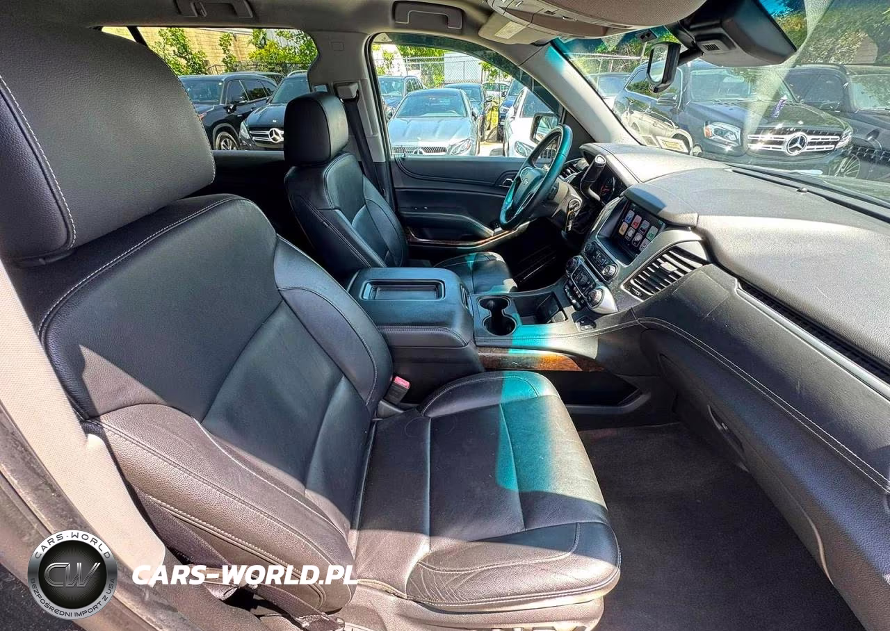 2018 Chevrolet Suburban Lt VIN:1GNSKHKC4JR238205 - 5