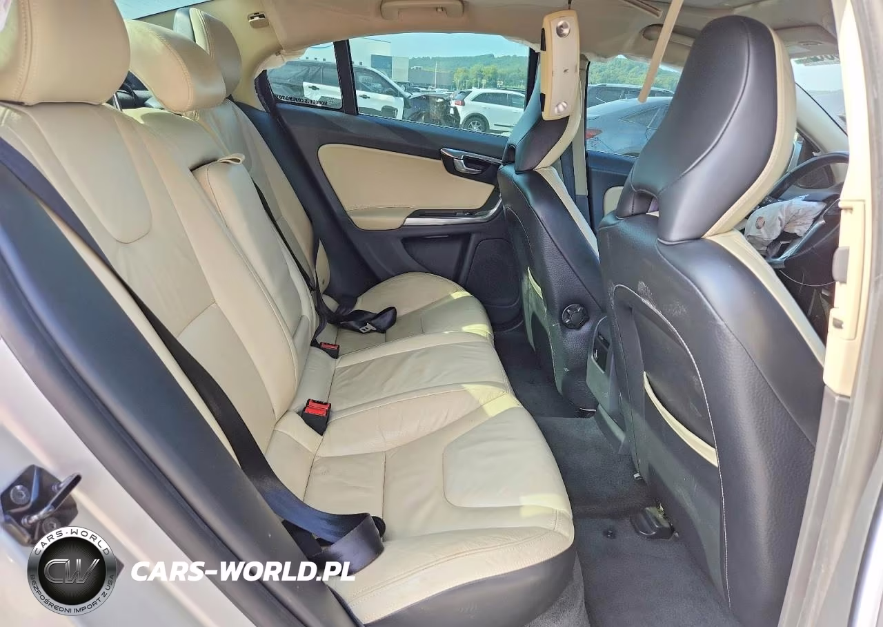 2013 Volvo S60 T5 VIN:YV1612FH6D2221137 - 10