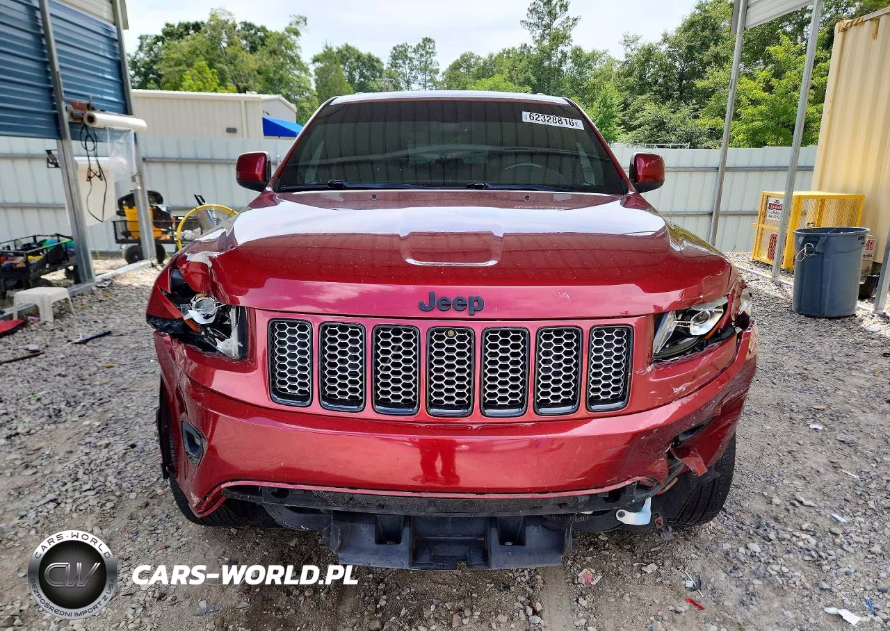 2015 Jeep Grand Cherokee Laredo VIN:1C4RJEAG4FC798426 - 5
