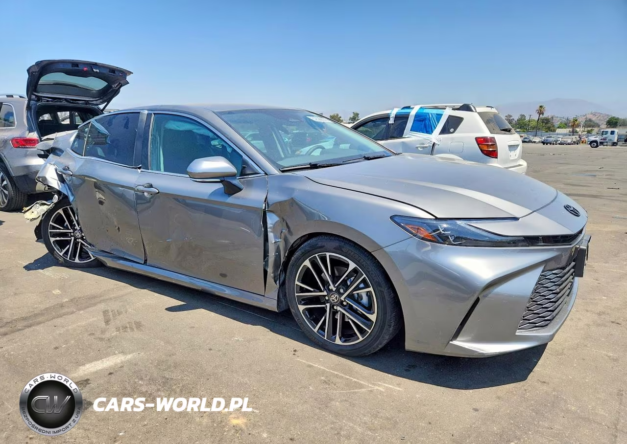 2026 Toyota Camry Xle VIN:4T1DAACK1TU277900 - 4