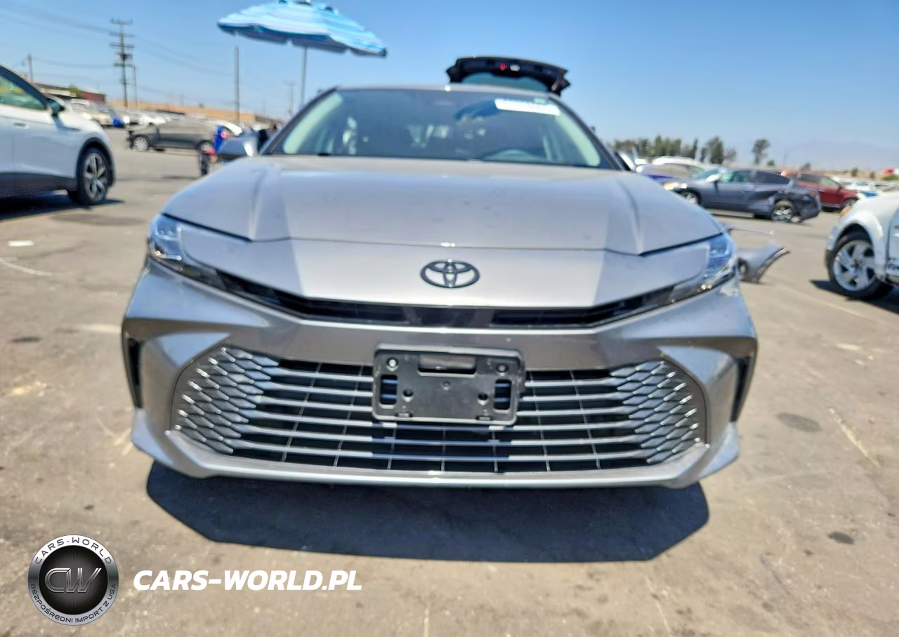 2026 Toyota Camry Xle VIN:4T1DAACK1TU277900 - 5