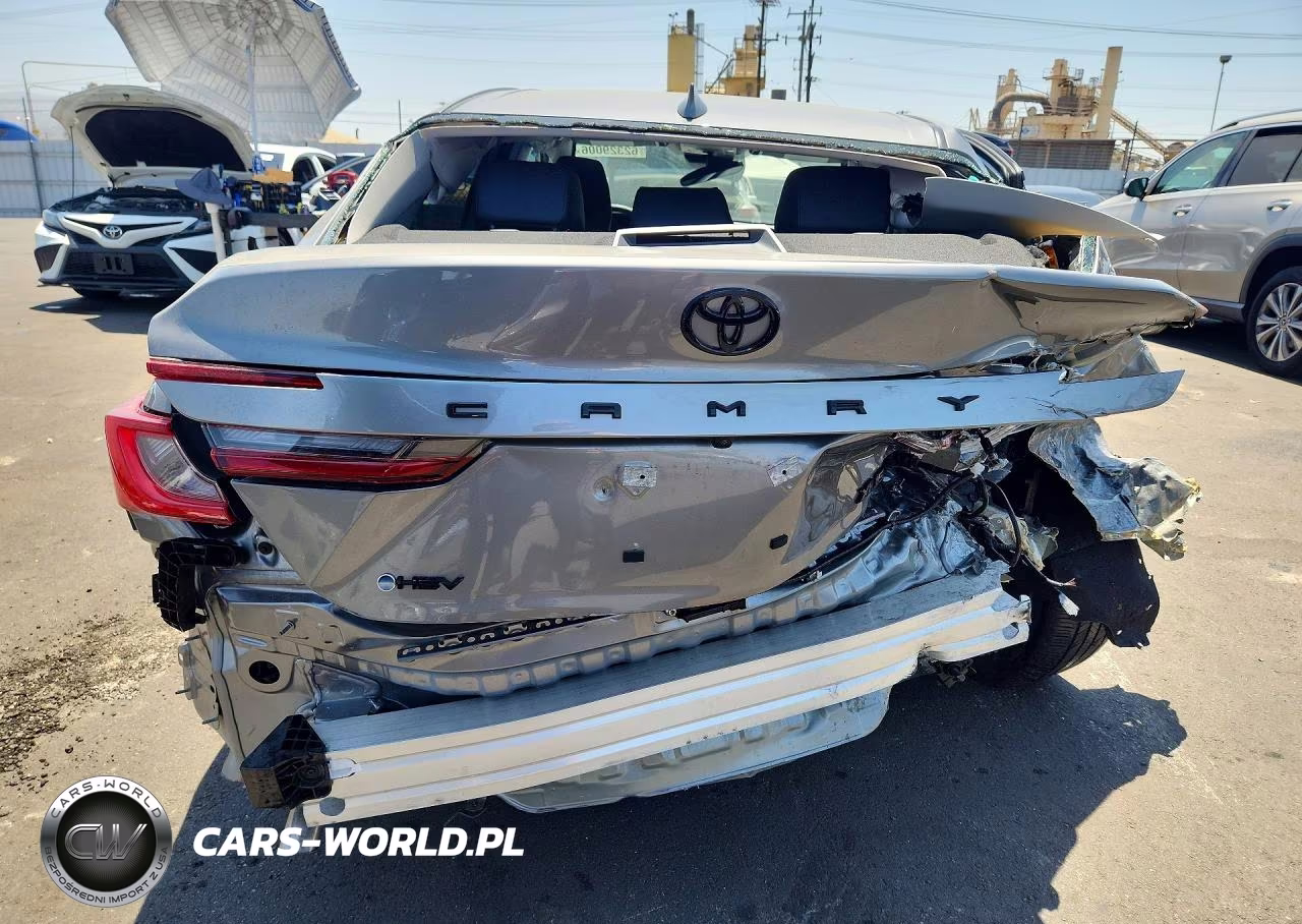 2026 Toyota Camry Xle VIN:4T1DAACK1TU277900 - 6
