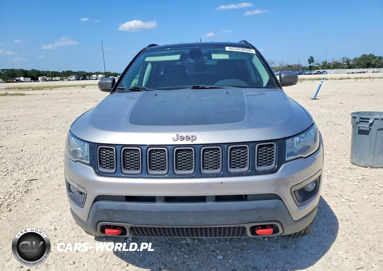 2019 Jeep Compass Trailhawk VIN:3C4NJDDB3KT744705 - 5