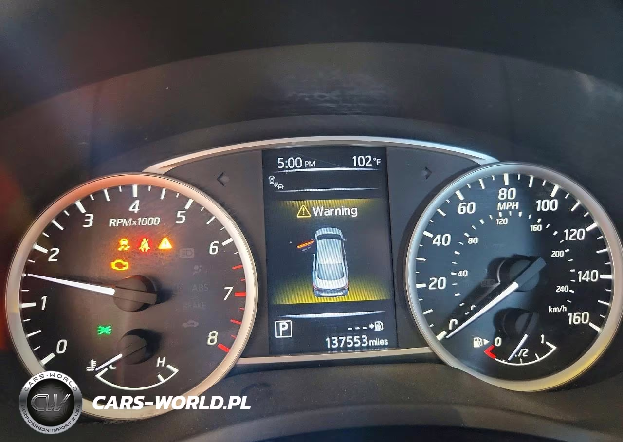 2016 Nissan Sentra Sr VIN:3N1AB7AP1GY328064 - 9