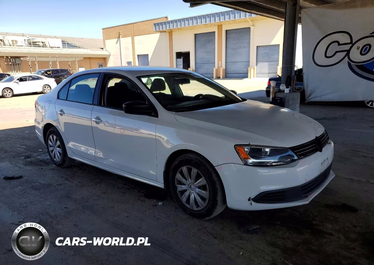 2011 Volkswagen Jetta Base VIN:3VW2K7AJ2BM374464 - 4