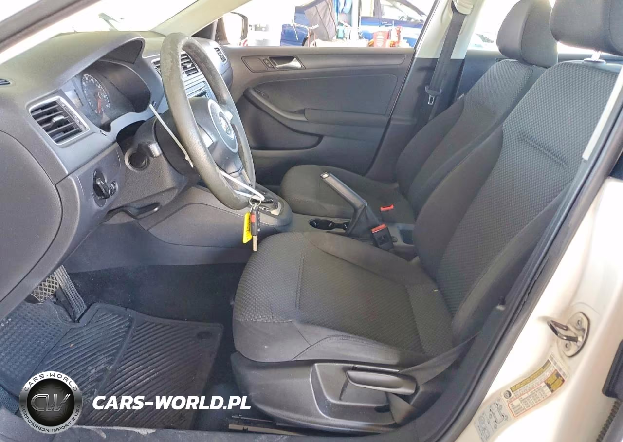 2011 Volkswagen Jetta Base VIN:3VW2K7AJ2BM374464 - 7