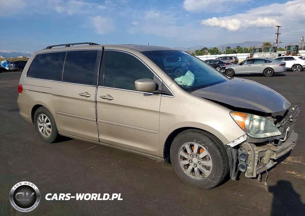 2009 Honda Odyssey Touring VIN:5FNRL38949B034752 - 4