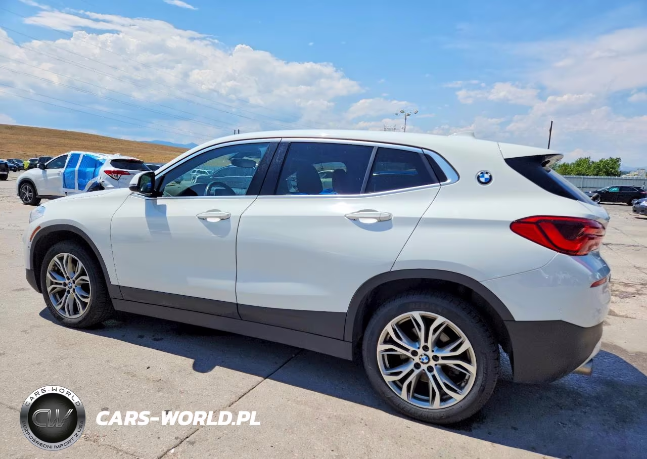 2018 BMW X2 xDrive28I VIN:WBXYJ5C38JEF70177 - 2