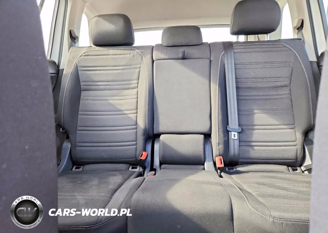 2023 Volkswagen Tiguan S VIN:3VVRB7AX4PM072317 - 10