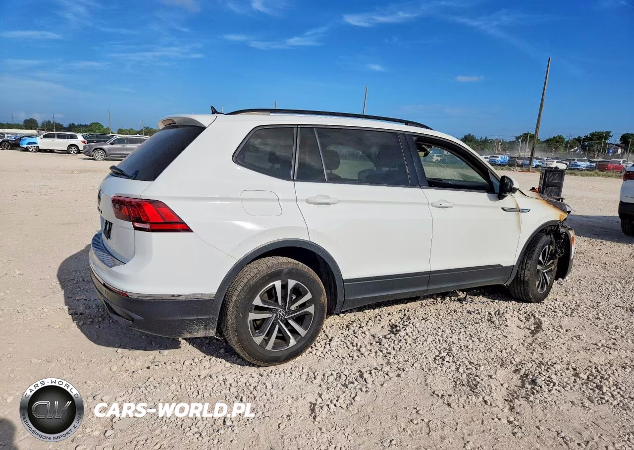 2023 Volkswagen Tiguan S VIN:3VVRB7AX4PM072317 - 3