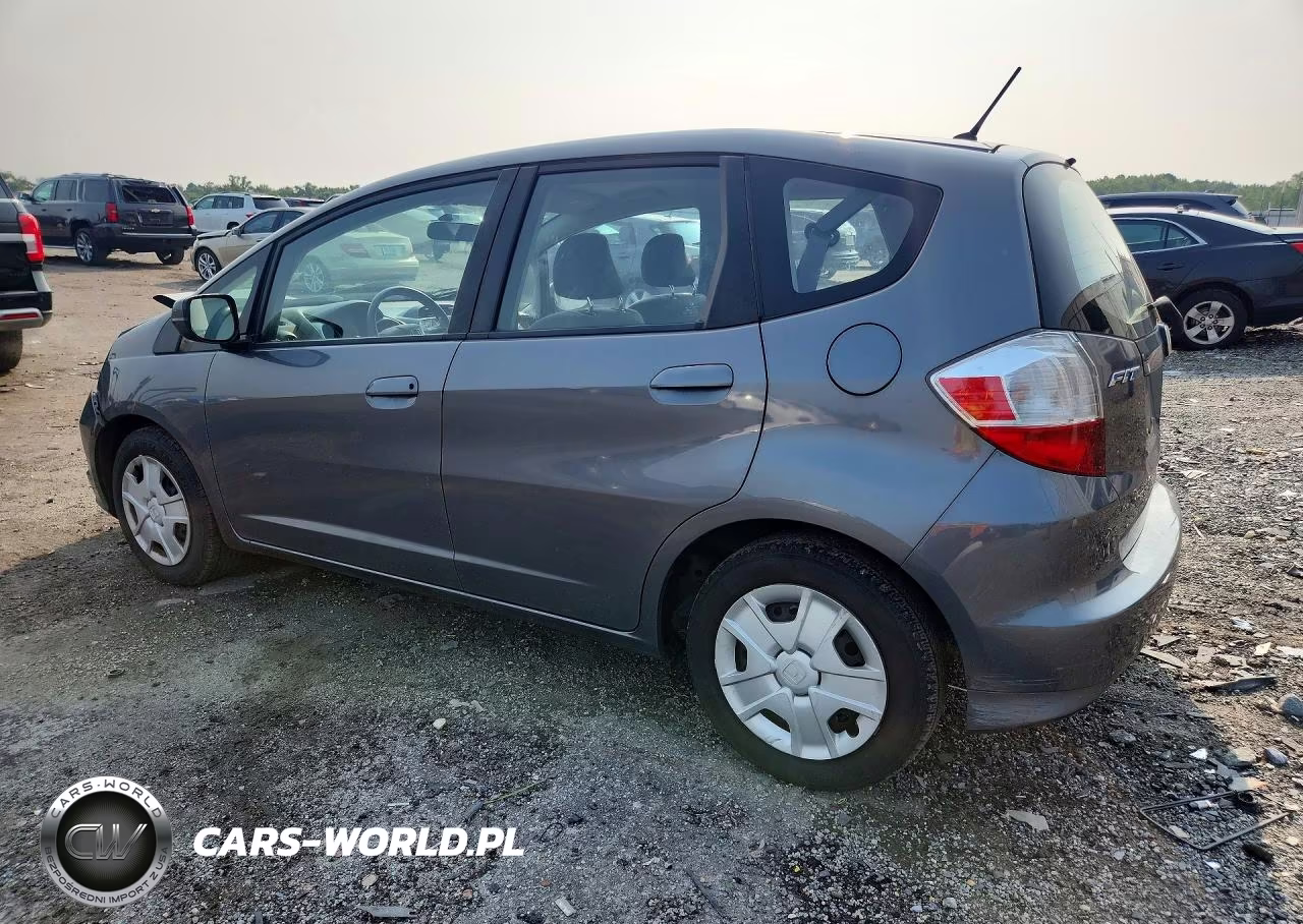 2013 Honda Fit VIN:JHMGE8H35DC067645 - 2