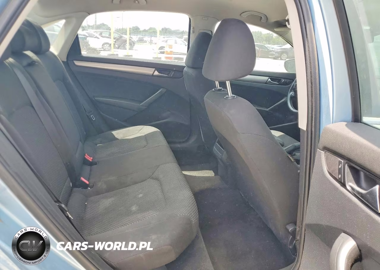 2012 Volkswagen Passat S VIN:1VWAP7A3XCC040278 - 10