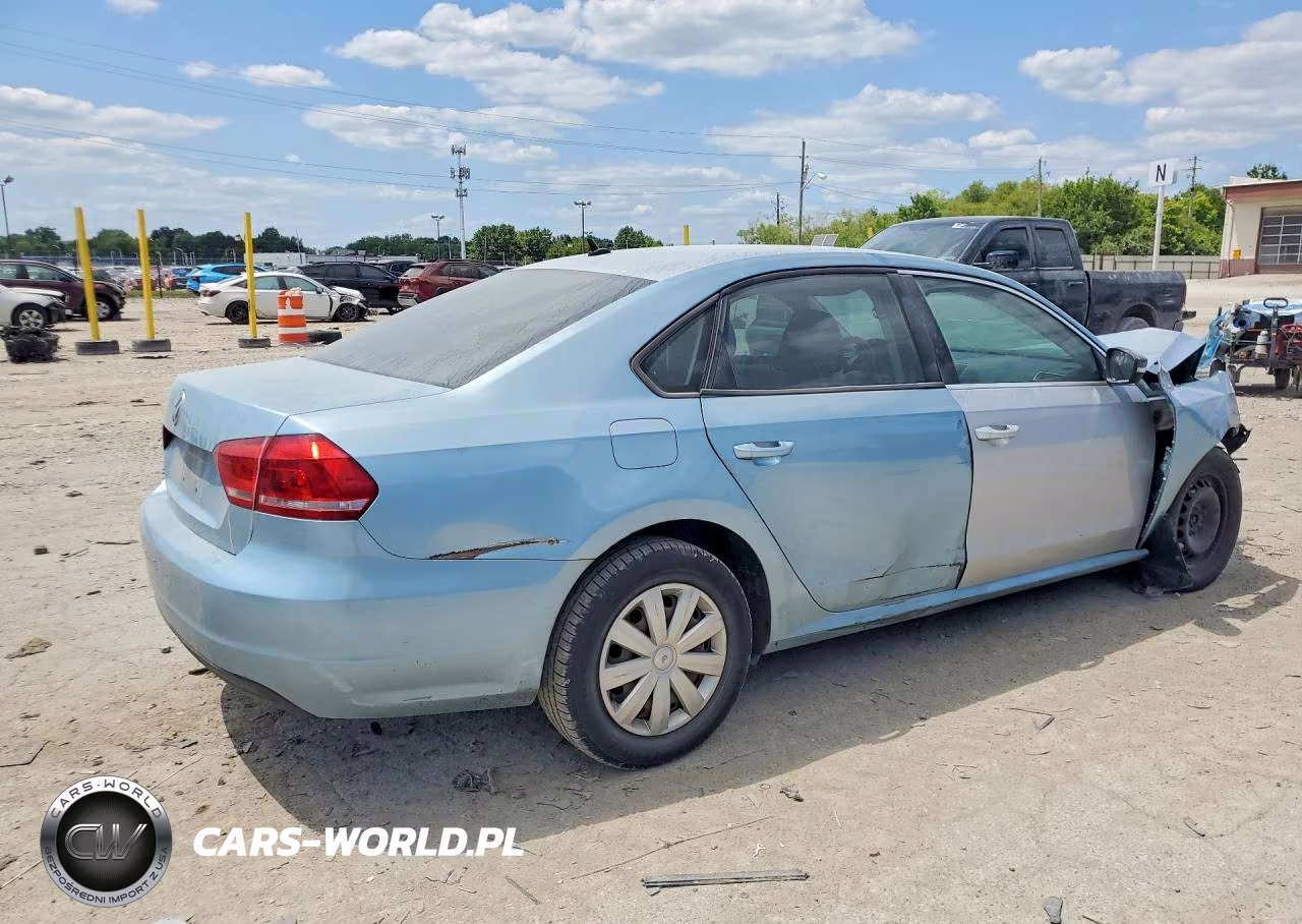 2012 Volkswagen Passat S VIN:1VWAP7A3XCC040278 - 3