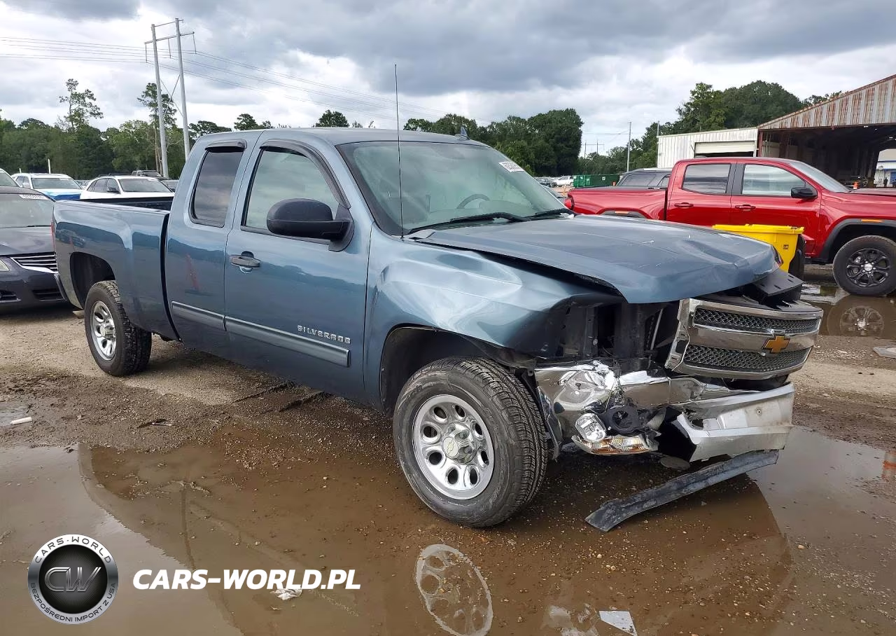 2012 Chevrolet Silverado C1500 Ls VIN:1GCRCREA7CZ261324 - 4