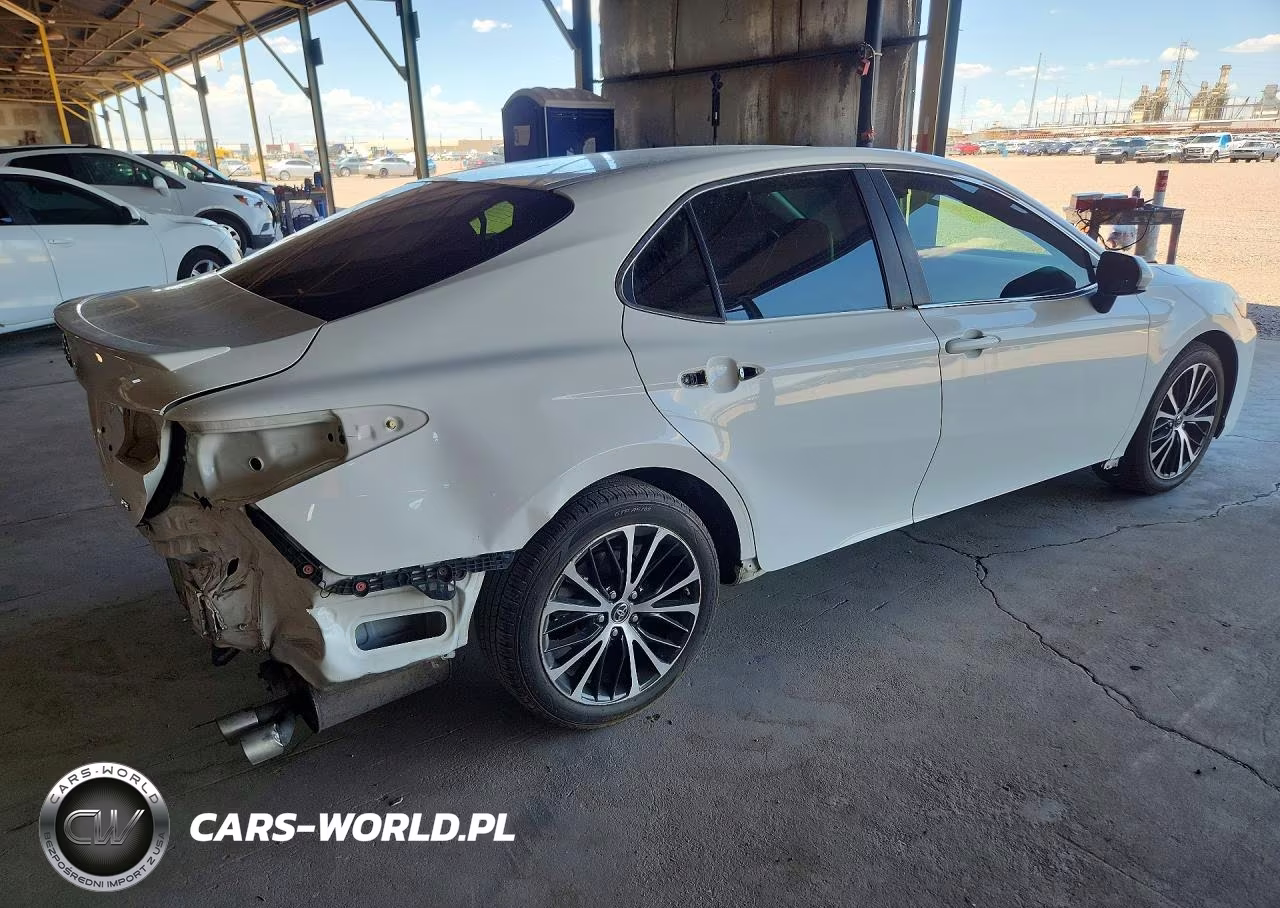 2018 Toyota Camry Se VIN:JTNB11HK6J3024171 - 3