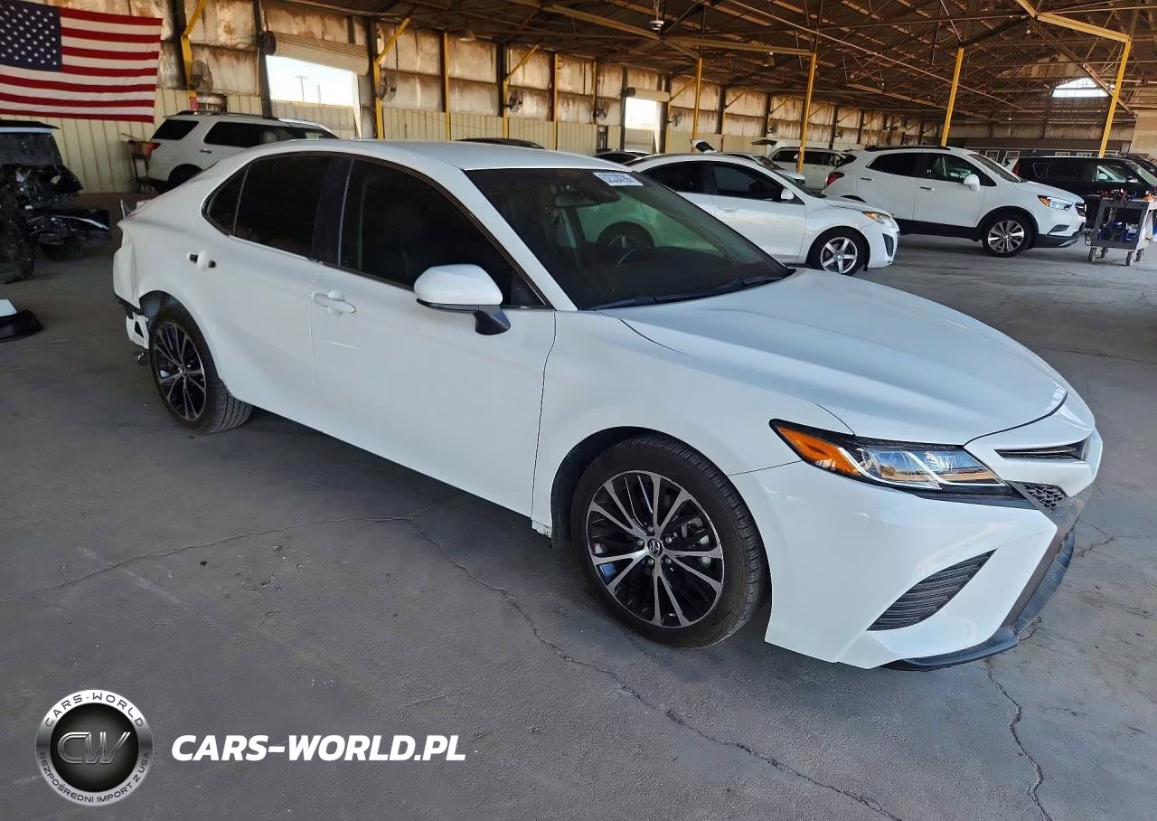 2018 Toyota Camry Se VIN:JTNB11HK6J3024171 - 4