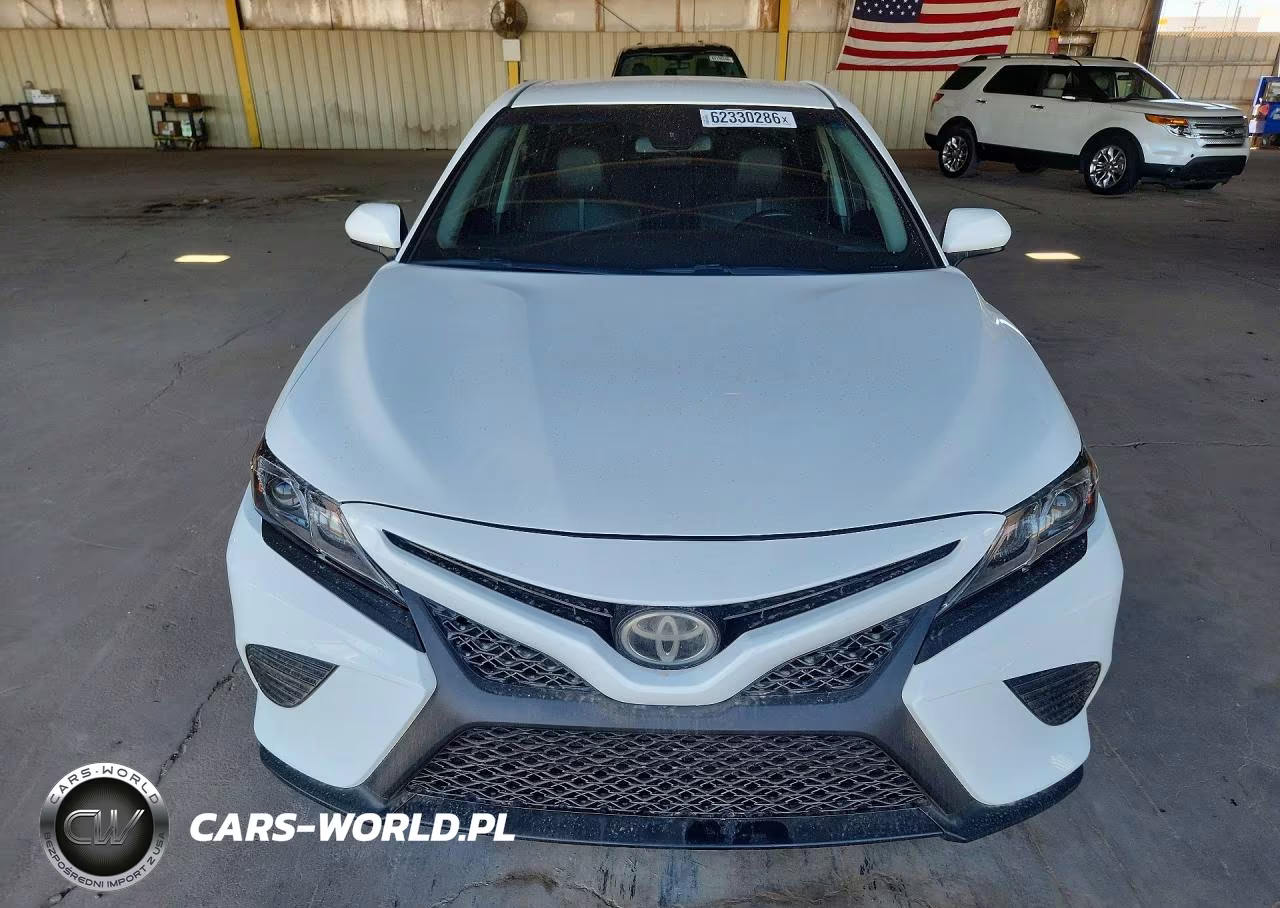 2018 Toyota Camry Se VIN:JTNB11HK6J3024171 - 5