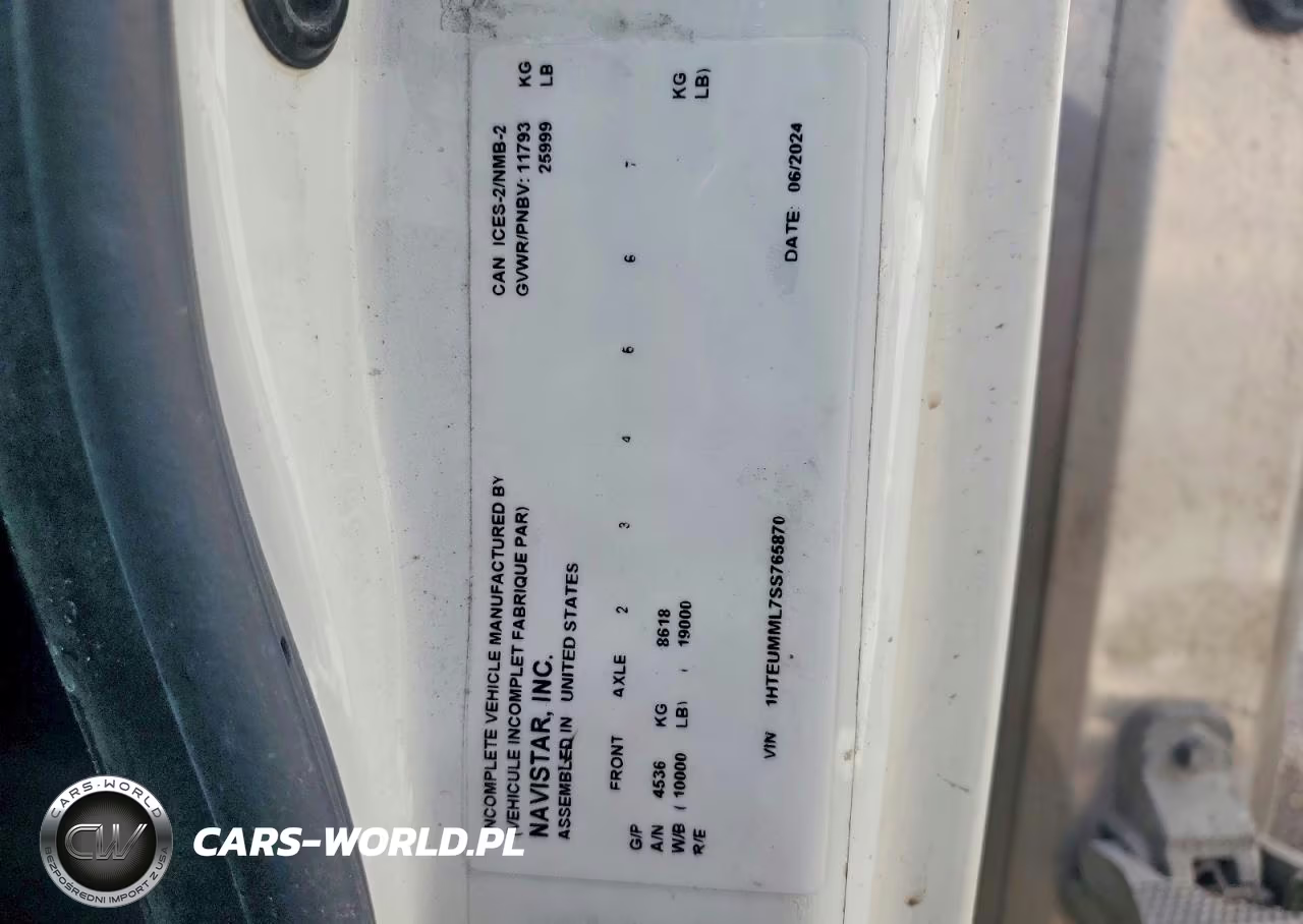 2025 International Mv607 Refrigerated Box Truck VIN:1HTEUMML7SS765870 - 11